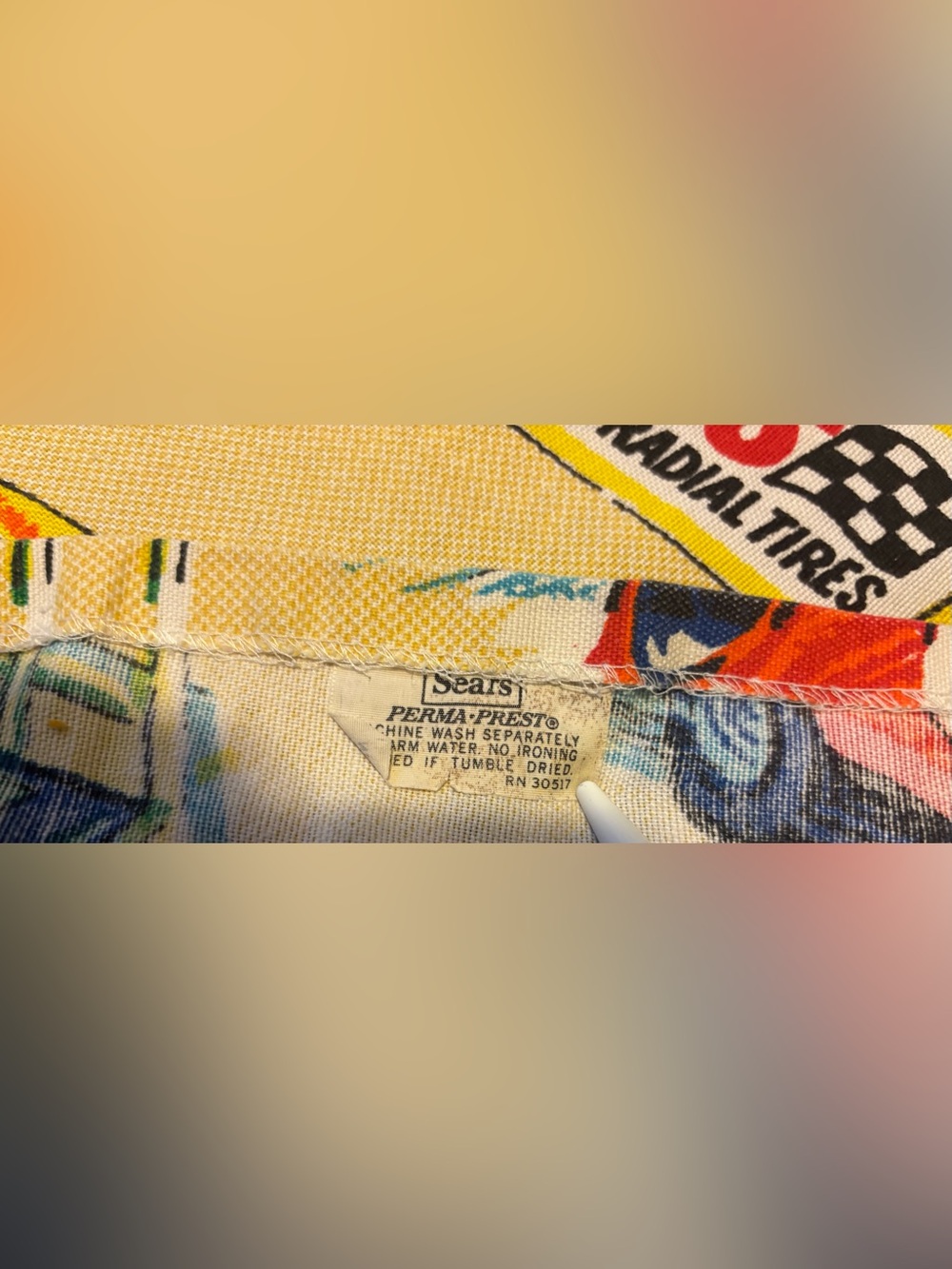 Vintage 1970s Sears Perma-Prest NASCAR Winston 500/Daytona Firecracker Fabric - Picture 4 of 14